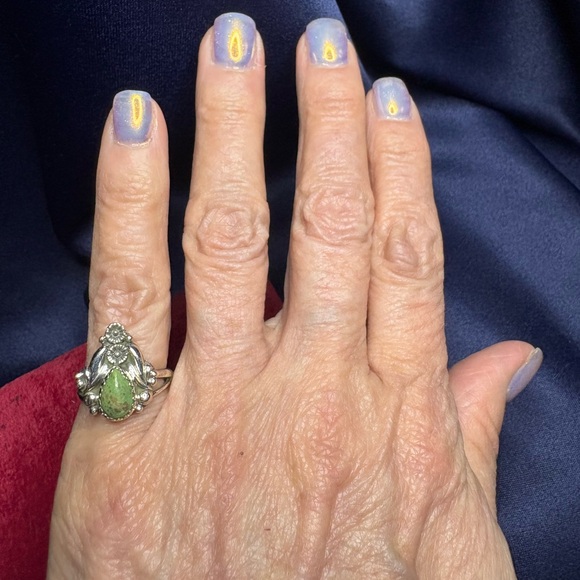 Ring 925 Sterling Silver Genuine Turquoise Floral Dainty - Picture 6 of 6